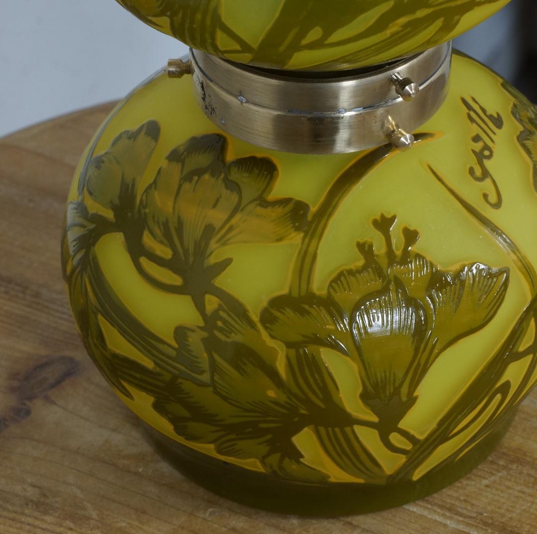 【証明書】　エミールガレ２灯　カメオ彫り　被せガラス　フロア照明　ナイトスタンド