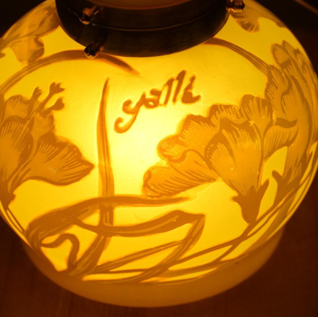 【証明書】　エミールガレ２灯　カメオ彫り　被せガラス　フロア照明　ナイトスタンド