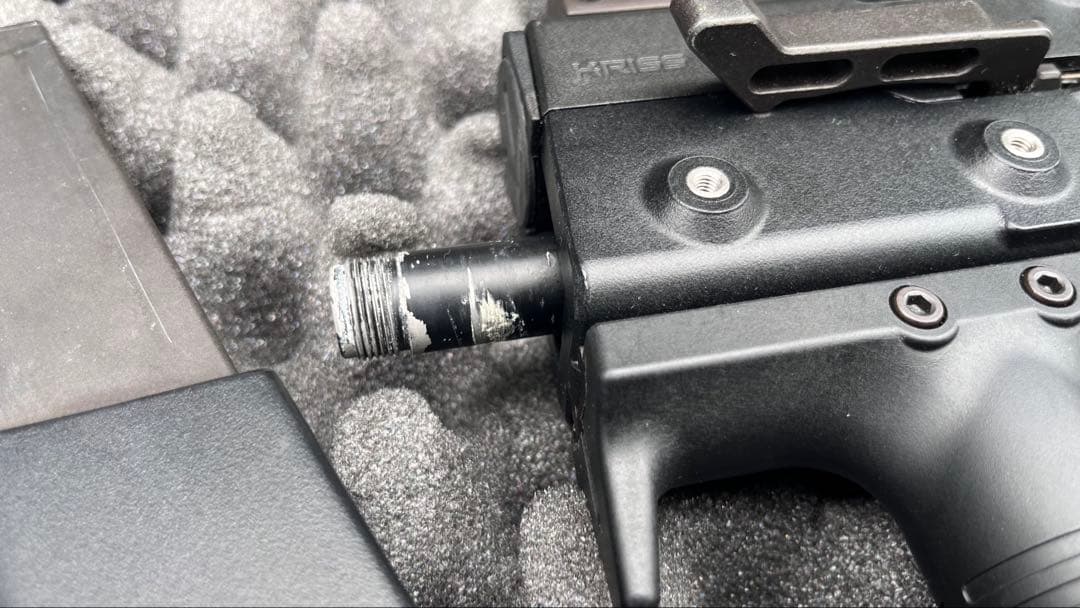 KSC KRISS VECTOR GBB 予備マガジン2本付き