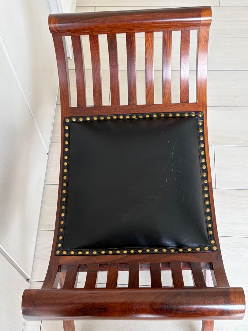 カルティニチェア 鋲打ち スツール レザー 革張 椅子　アジアン　猫足　猫脚