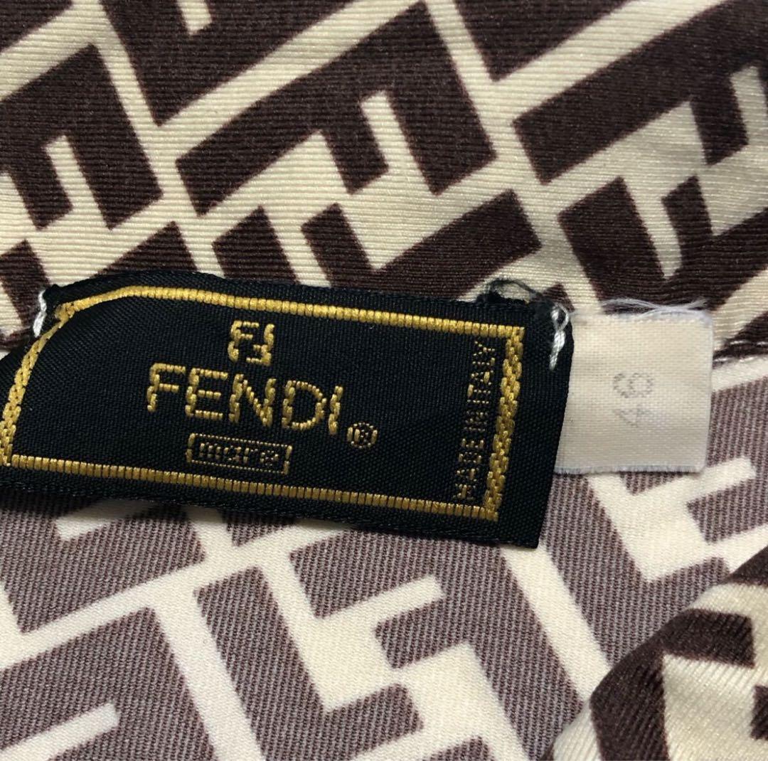 【美品】FENDI フェンディ　ポロシャツ　ズッカ柄 46サイズ　Tシャツ　半袖