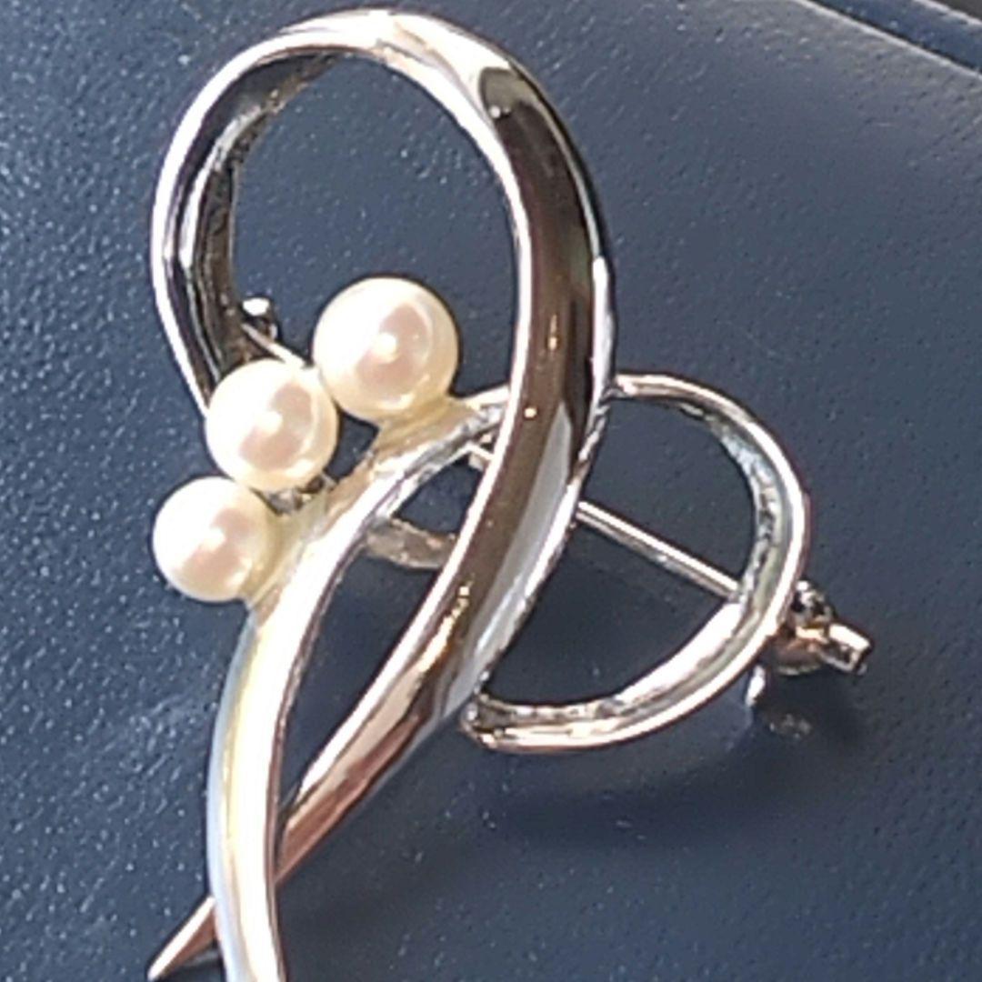 TASAKI 田崎真珠3珠　 アコヤ本真珠 ブローチ　SILVER