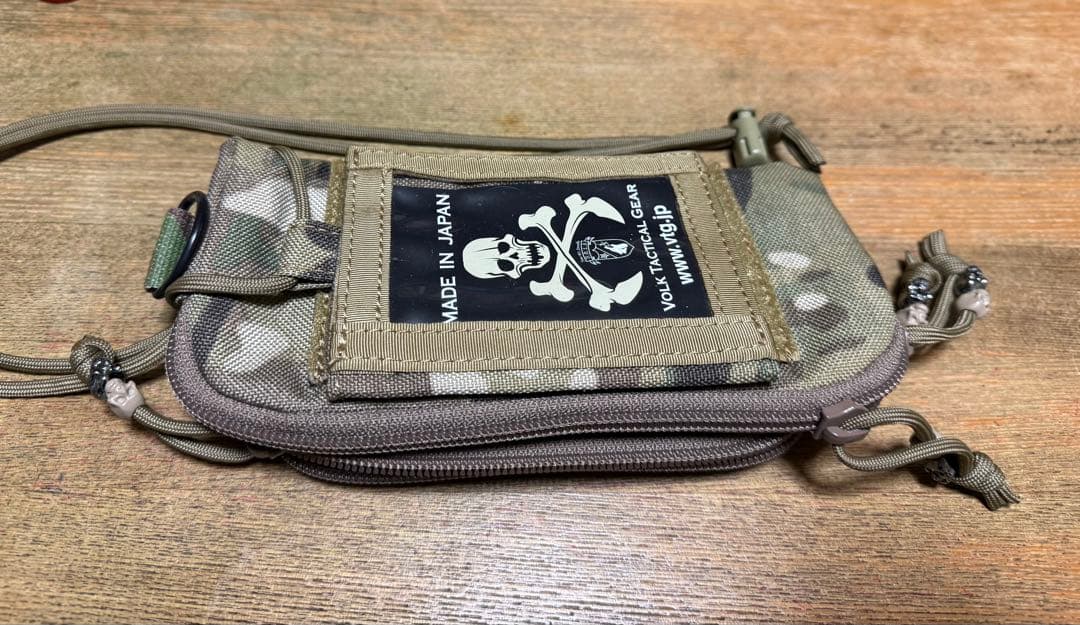 レア物！VOLK MULUTI SEPARATE WALLET POUCH