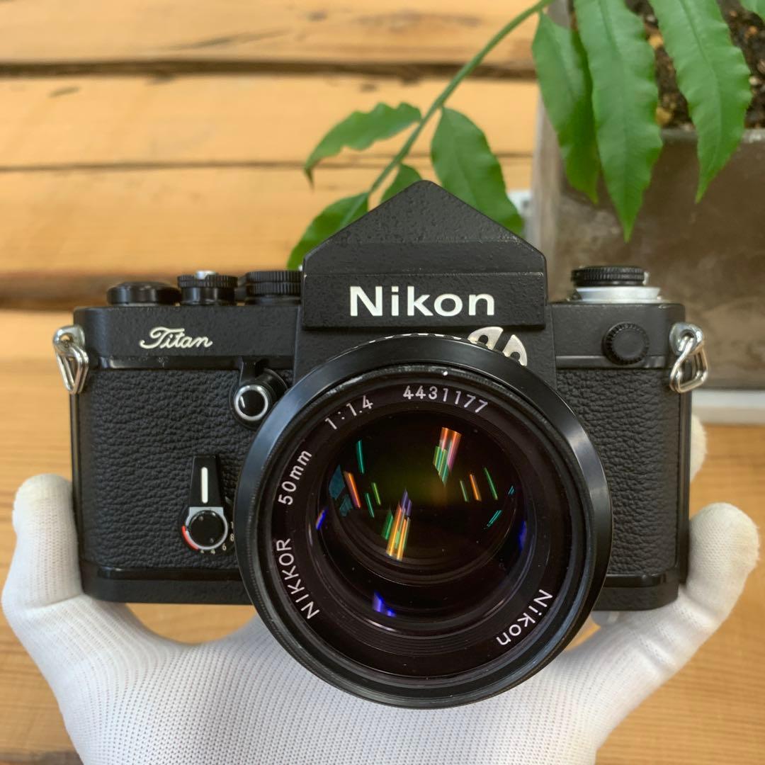 Nikon F2 チタン (Nikkorレンズ付き※レンズおまけ)