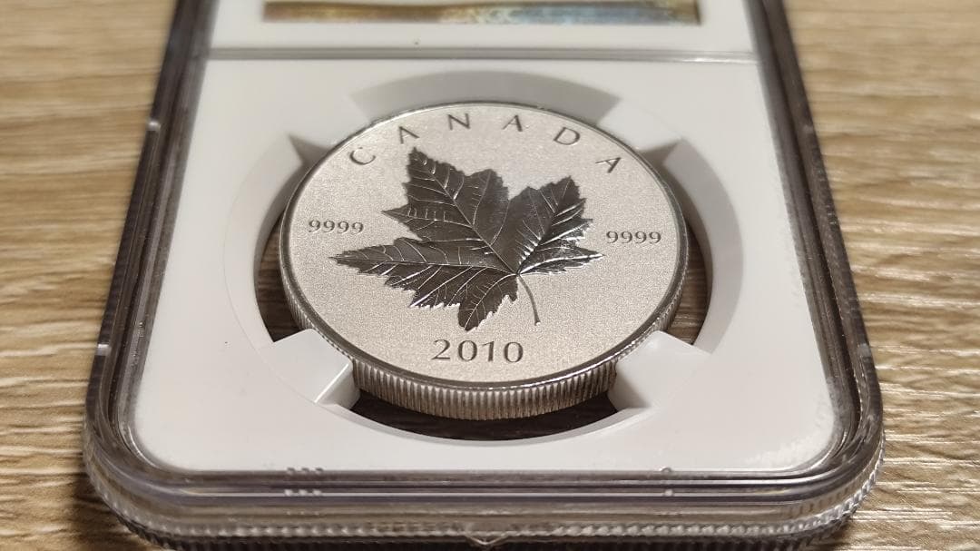 NGC PF68☆2010 カナダ メイプルリーフ 銀貨 5ドル 記念