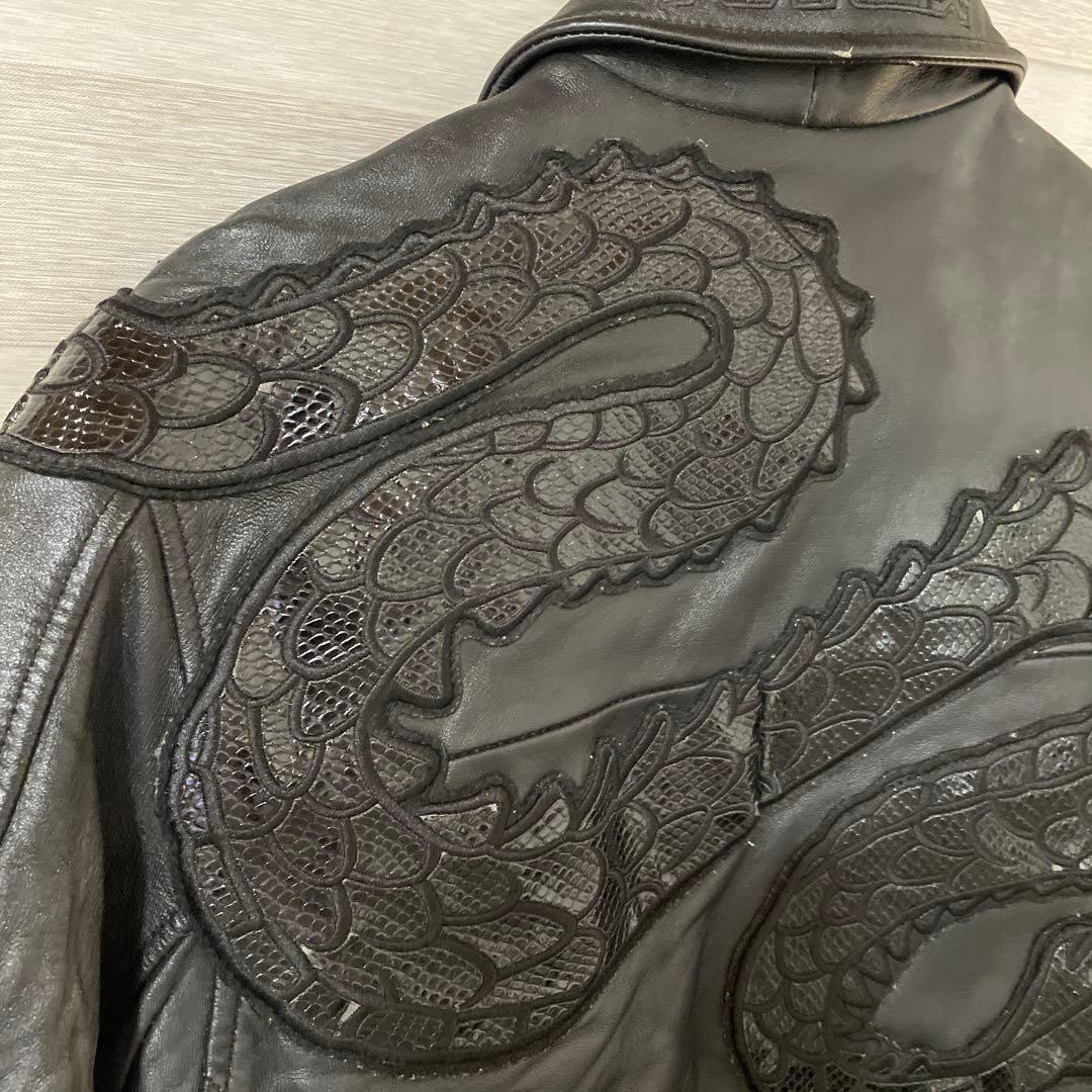 【希少】AVIREX アヴィレックス　革ジャン　ドラゴン刺繍　レザージャケット