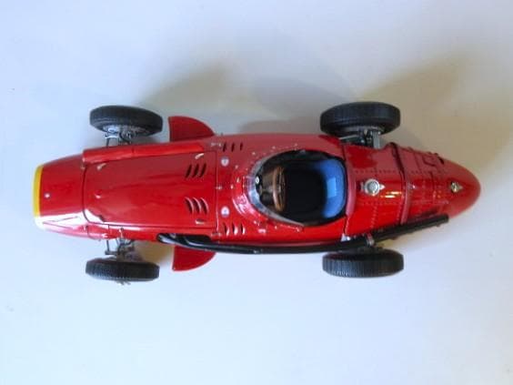 特価 CMC (1/18) マセラティ250F