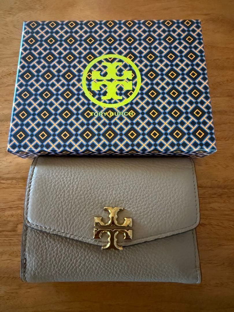 トリーバーチ Tory Burch 折り財布