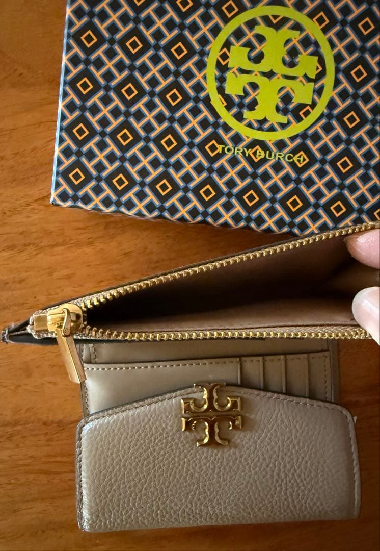 トリーバーチ Tory Burch 折り財布