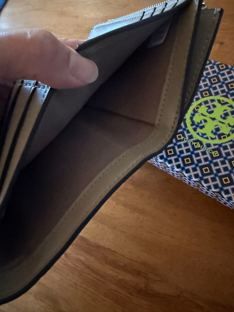 トリーバーチ Tory Burch 折り財布