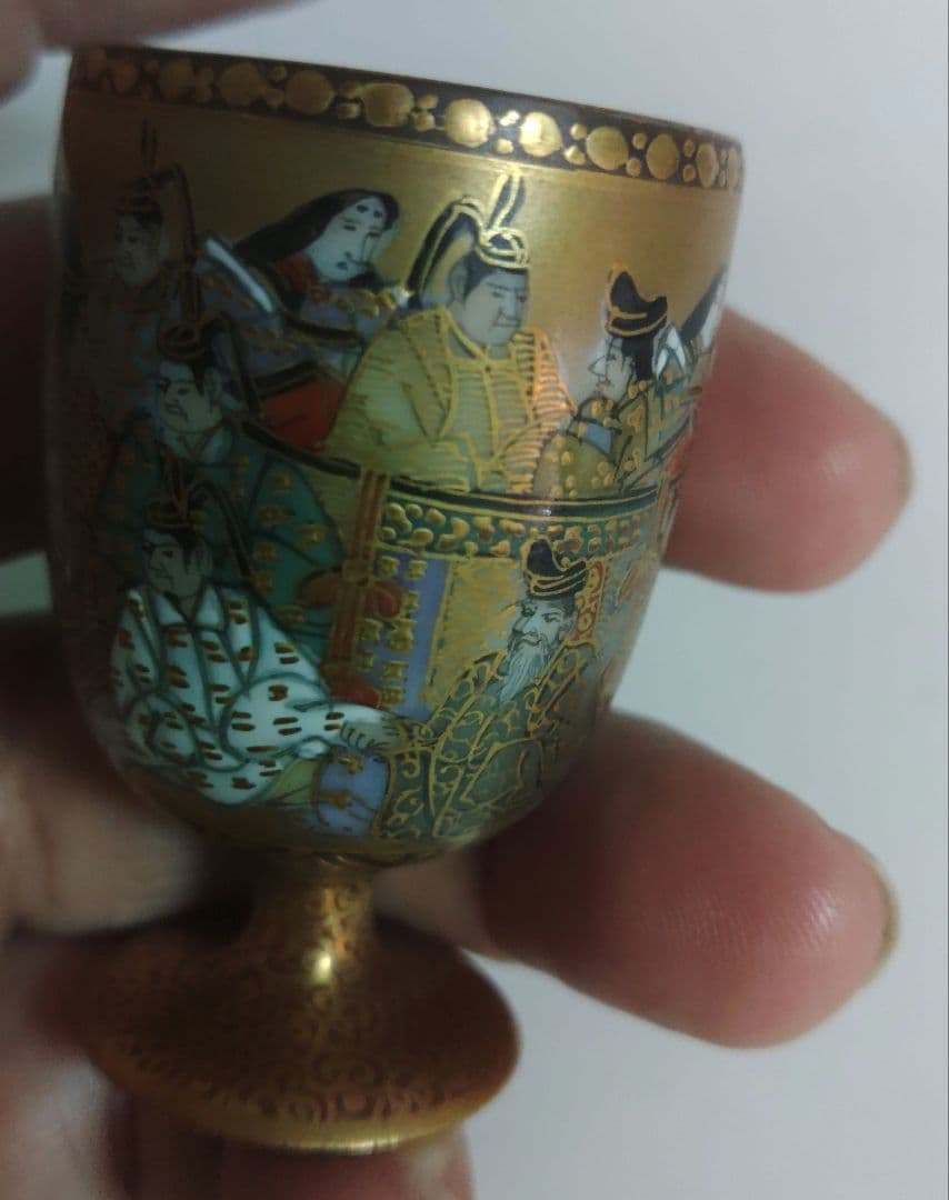 馬上杯　三十六歌仙　九谷　金蘭手　色絵金彩　豪華絢爛　宝山　献上手