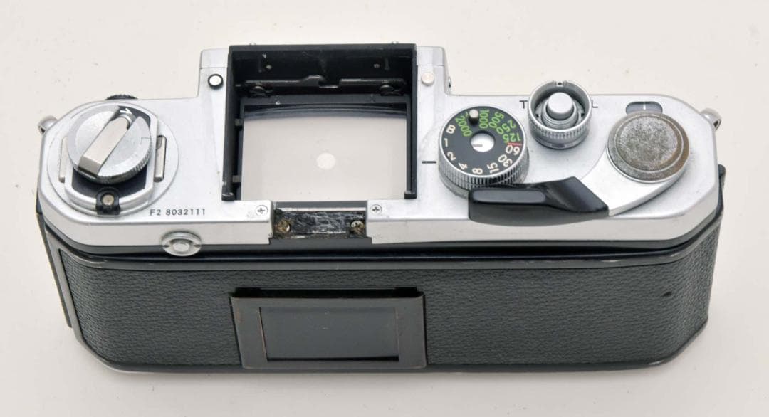 NIKON F2 フォトミック　シルバー/ハッセルブラッド500M/C