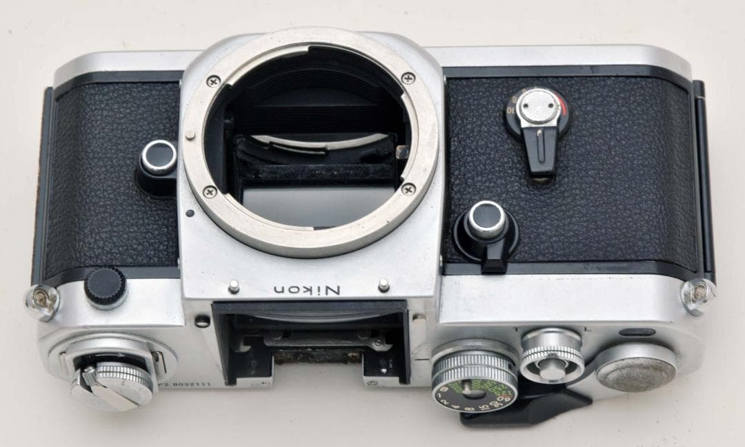 NIKON F2 フォトミック　シルバー/ハッセルブラッド500M/C