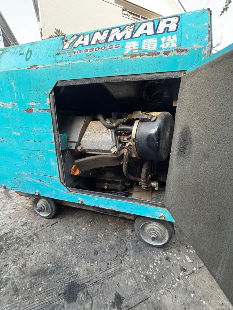 発電機 YANMAR YSG2500SS ジャンク品
