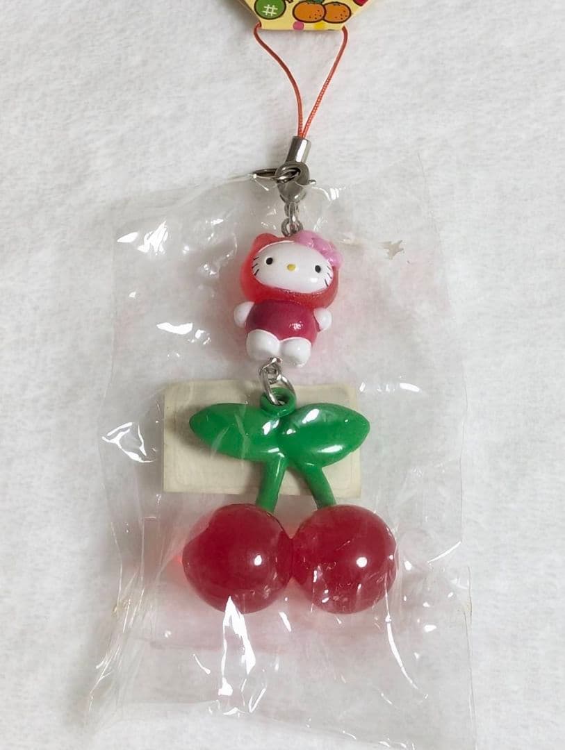ご当地キティ　根付　フルーツバージョン　さくらんぼ　チェリー　ストラップ　激レア