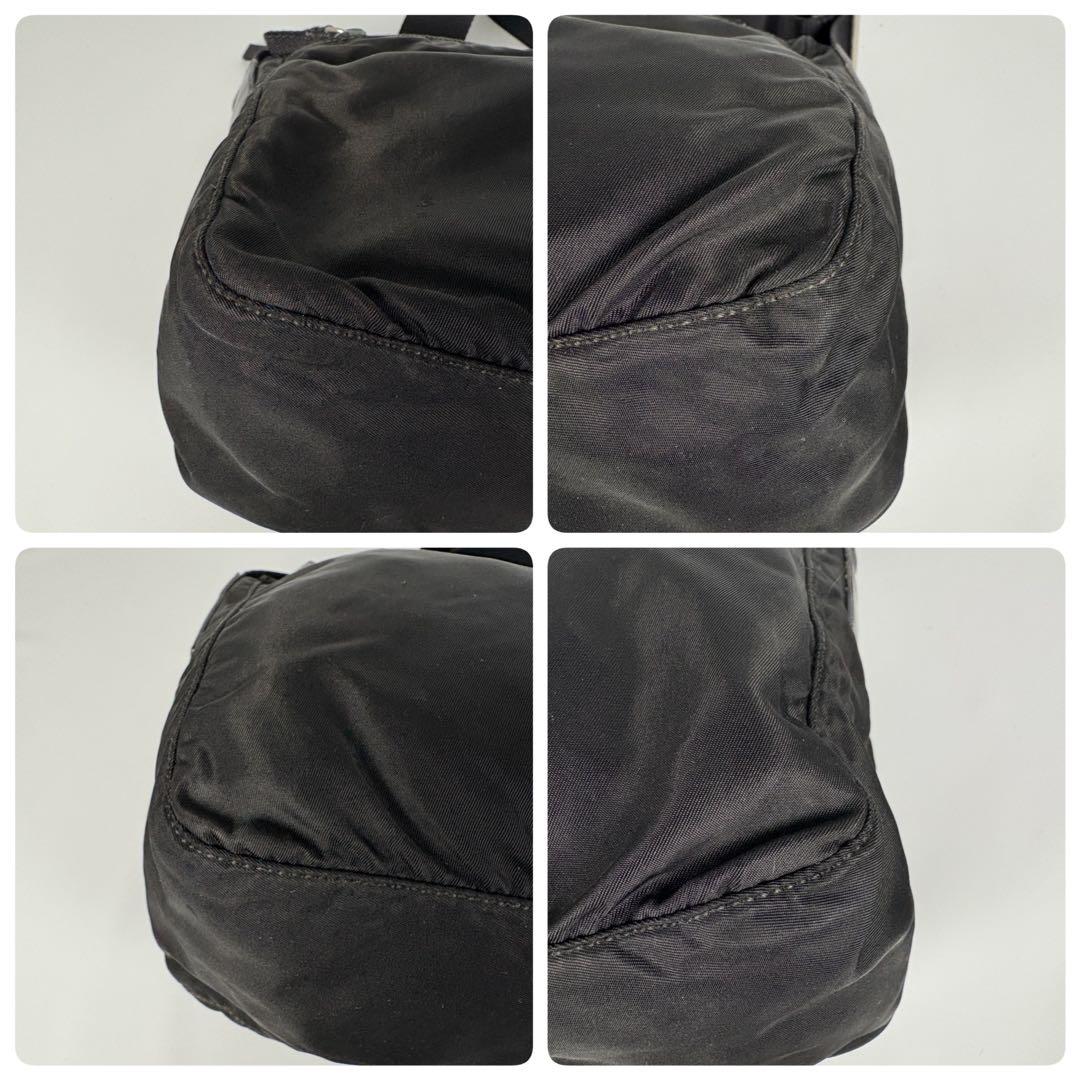 プラダ ナイロン 三角ロゴ ショルダーバッグ　ブラック