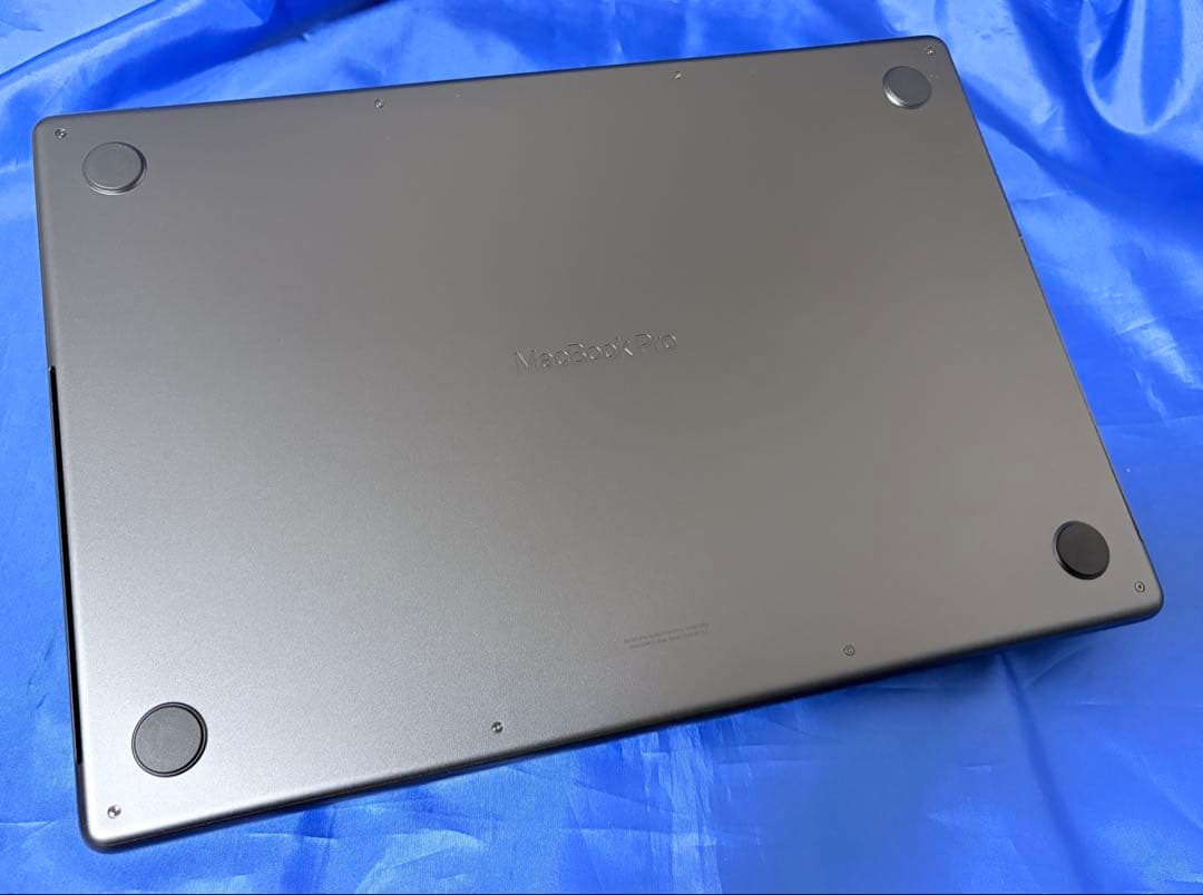 美品 M3 Pro MacBook Pro 16インチ 36GB/512GB