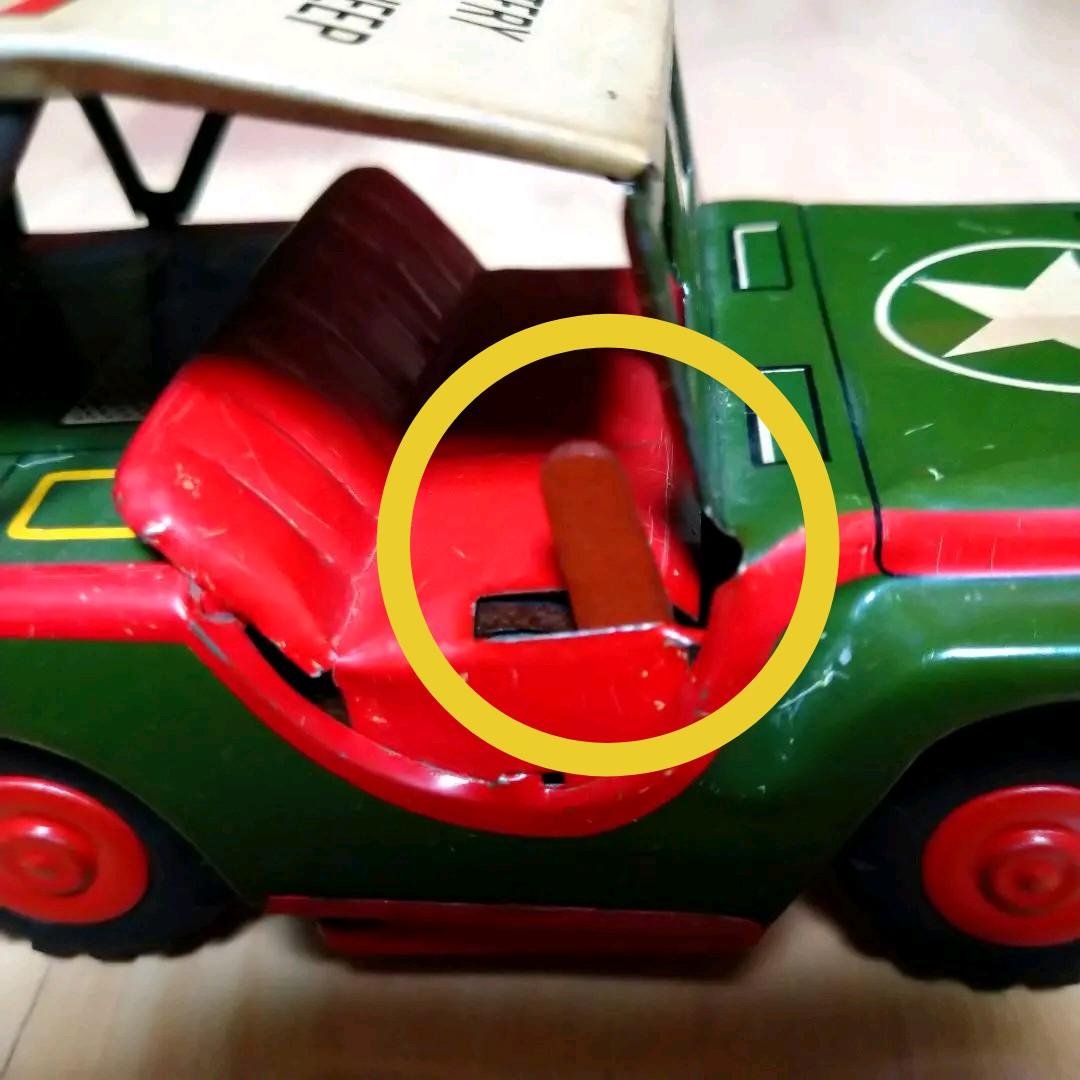 ブリキのジープ　ミニチュア