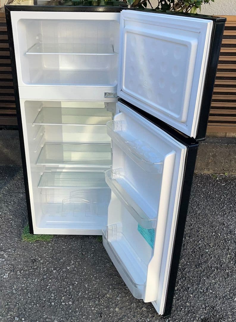 ハイアール冷凍冷蔵庫　すっきりポケット強化ガラストレイ　2019年製