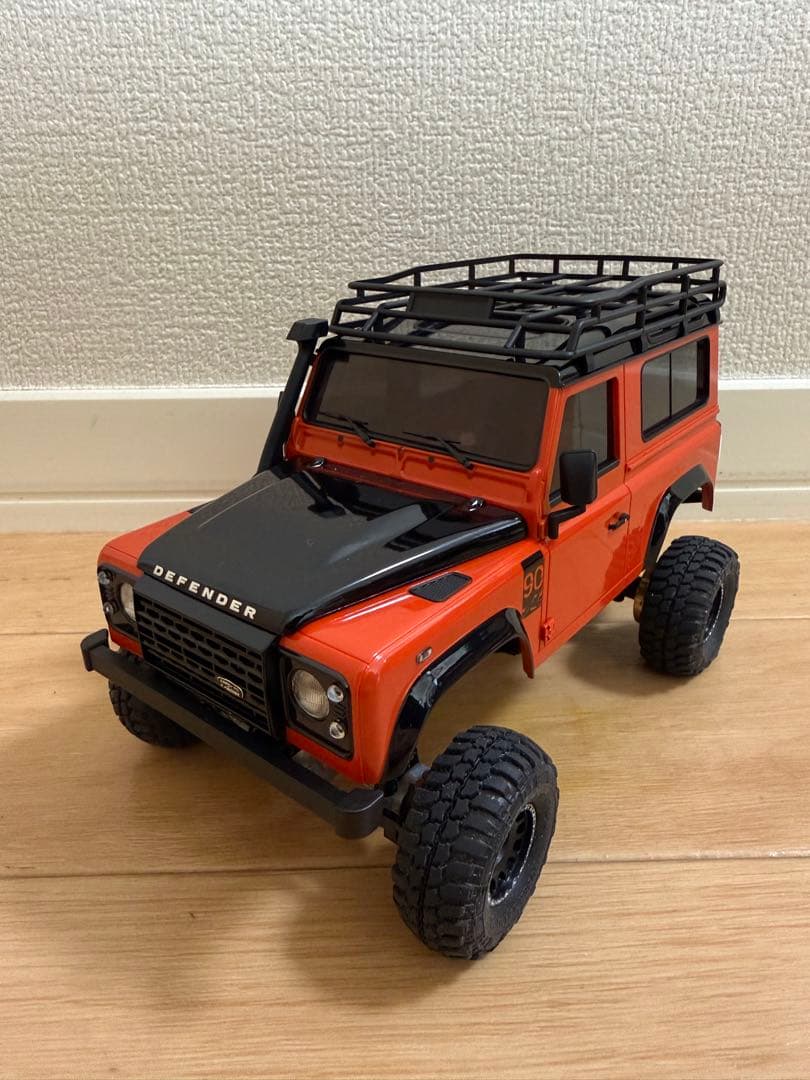 ミニッツ4×4 DEFENDER ルーフラック付き