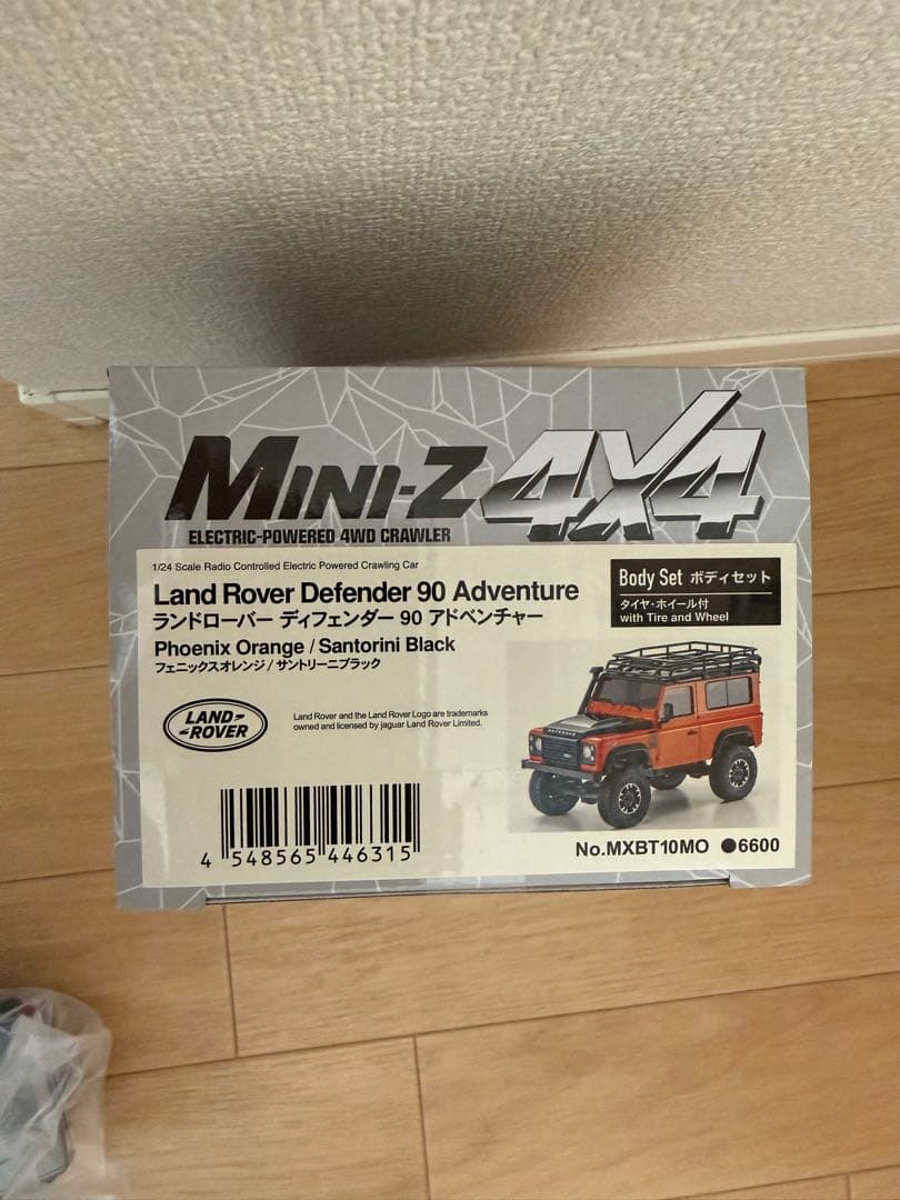 ミニッツ4×4 DEFENDER ルーフラック付き