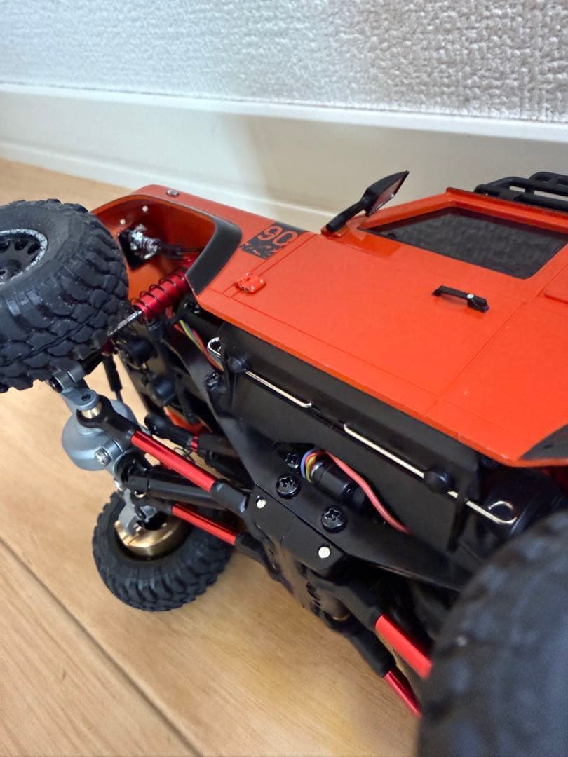 ミニッツ4×4 DEFENDER ルーフラック付き