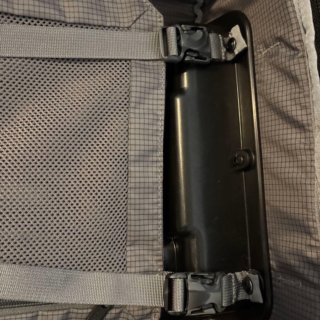 ノースフェイス　 ベースキャンプローリングサンダー22インチ40L