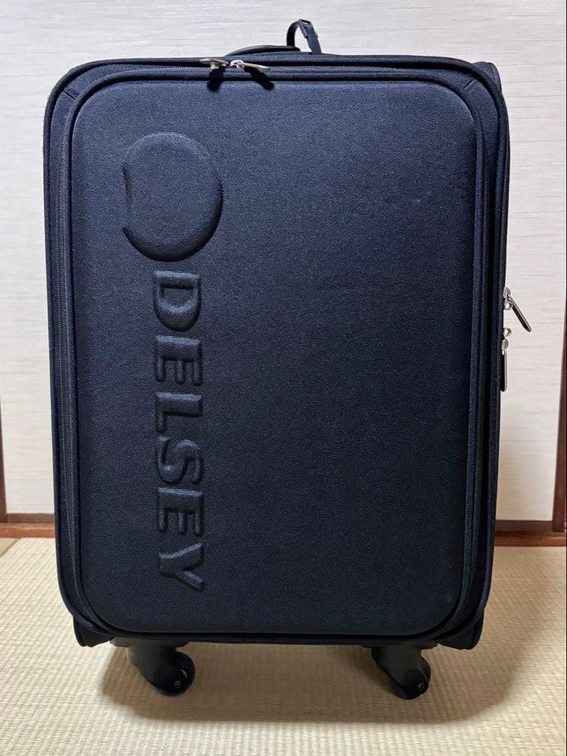 DELSY ブラック キャリーケース