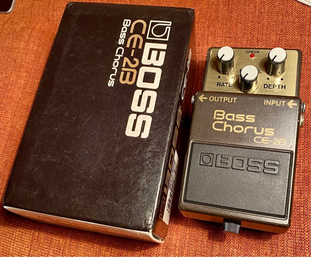 TAIWAN製最初期BOSS Bass Chorus CE-2B