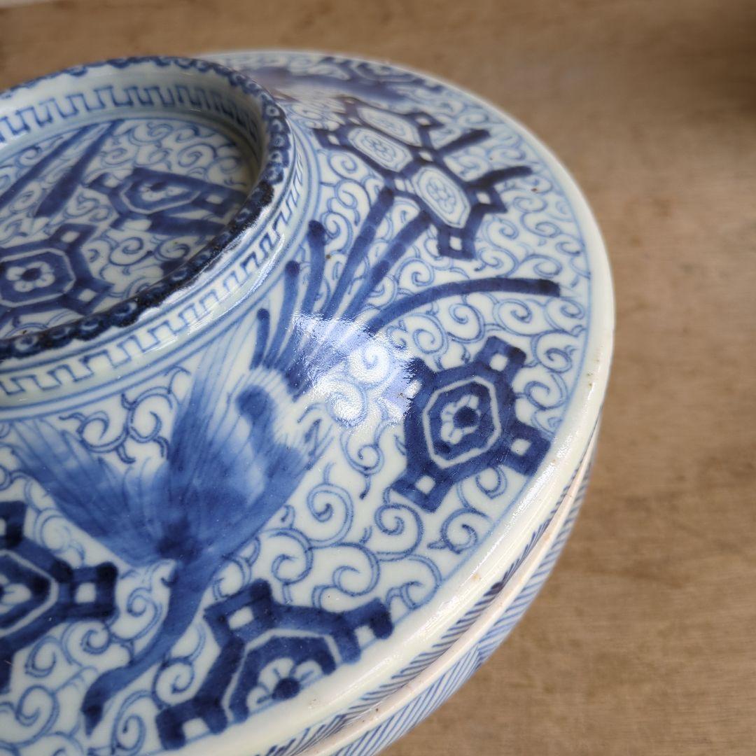 骨董 伊万里 蓋付 染め付け 亀甲紋様 物入れ 器 アンティーク