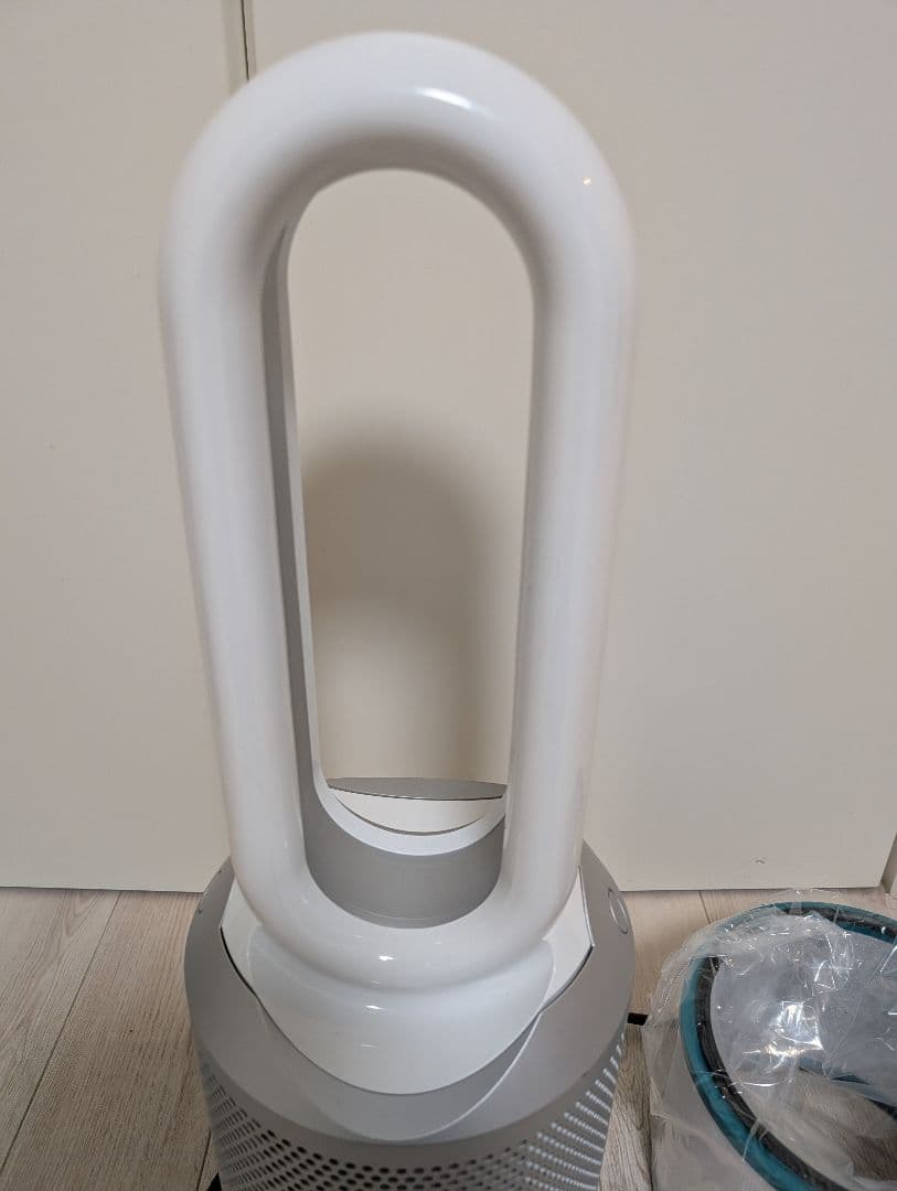 ダイソン 空気清浄機能付き HOT+CooL HP03 19年製