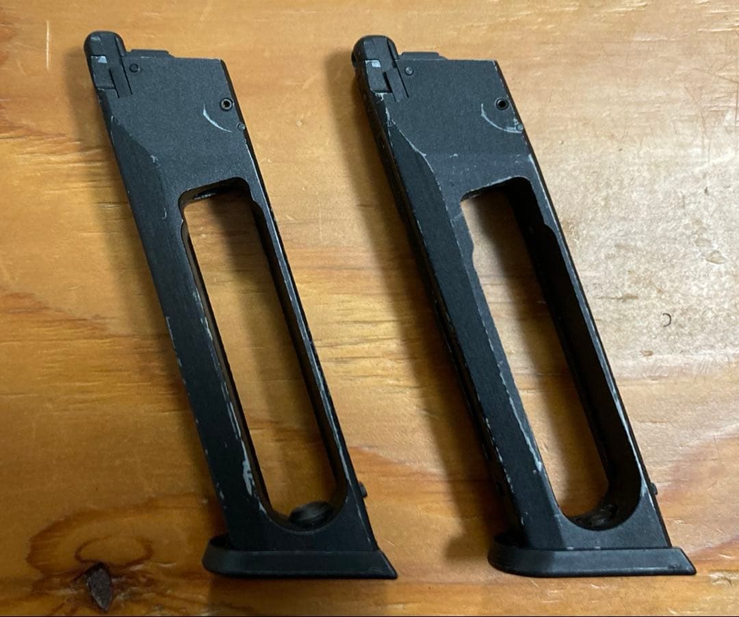 CZ P-09 ガスガン マガジン2本付き　carbon8