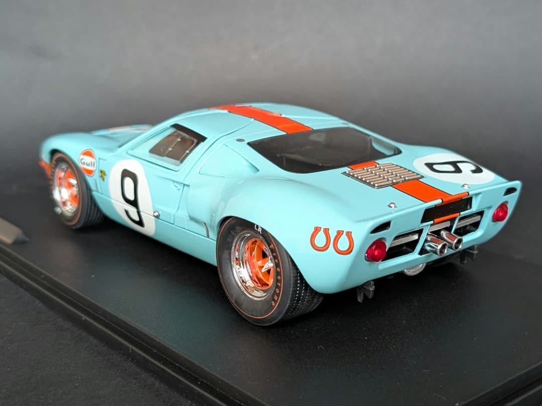 SOLIDO 1/18 フォード GT40 24H ル・マン 1968 ガルフ