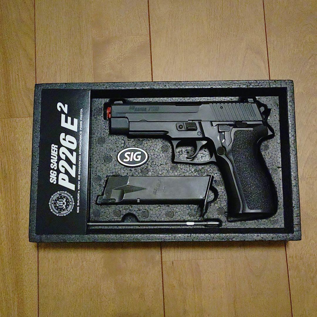 東京マルイ No48 SIG SAUER P226E2　スペアマガジンおまけ付