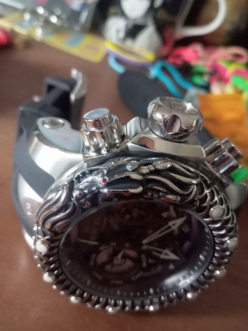 KOU　月末特価　invicta　インビクタ　ベノム　メンズ　ドラゴン　竜