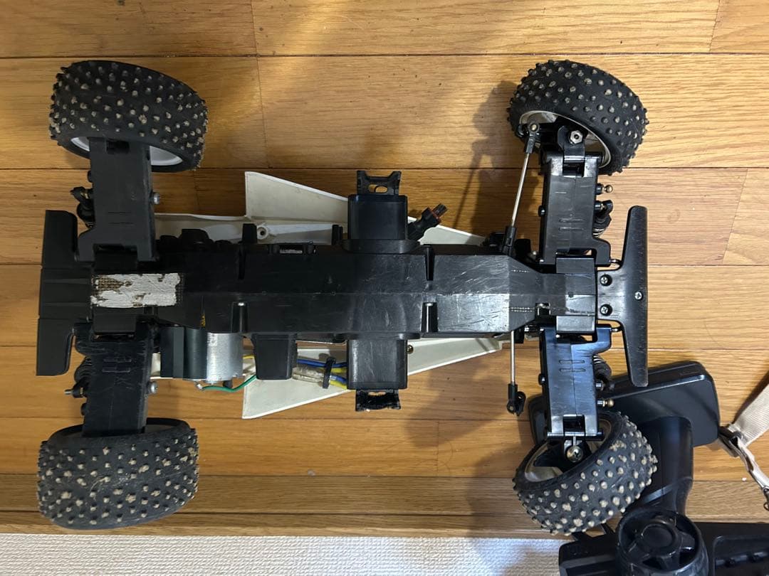 タミヤ　TL01 バギー　バッタ仕様