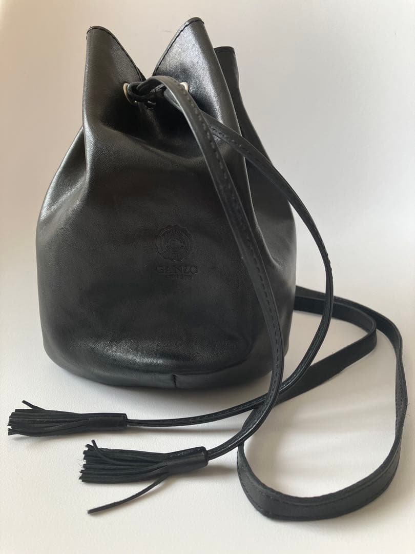 GANZOレザー巾着バッグ　ブラック
