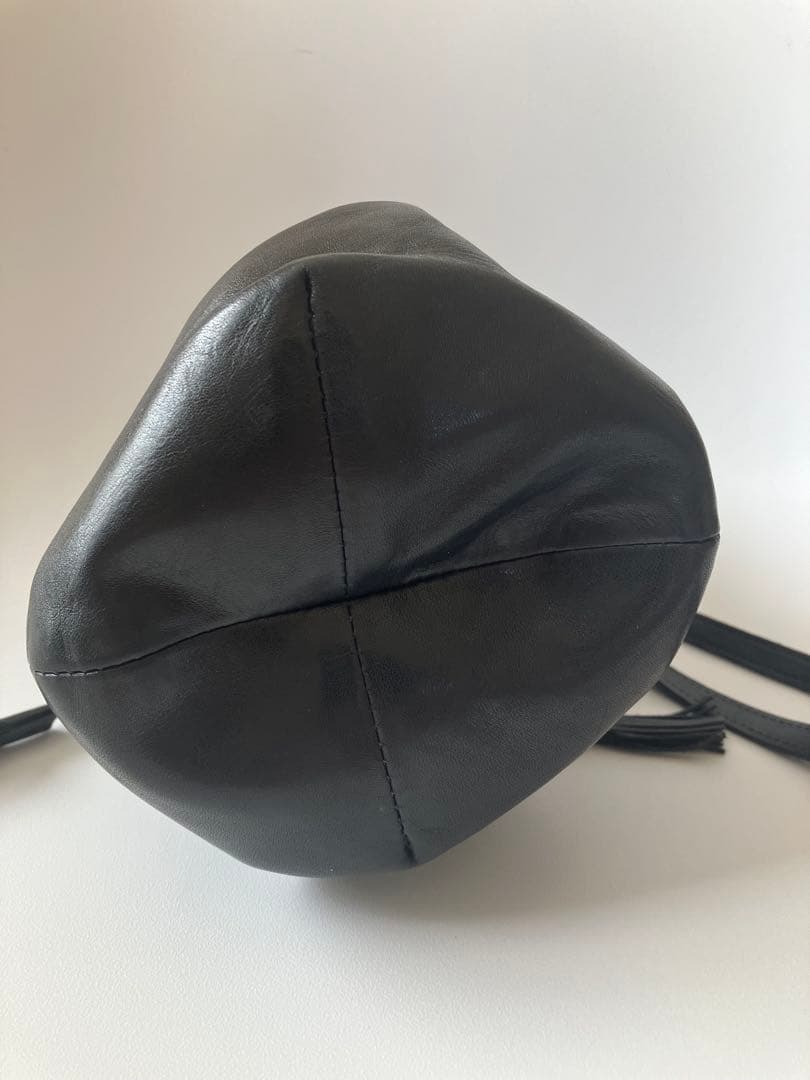 GANZOレザー巾着バッグ　ブラック