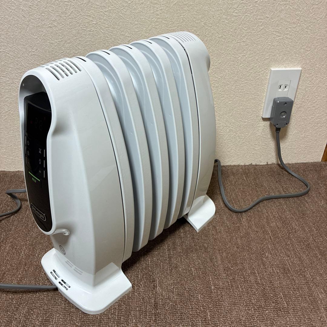 DeLonghi デロンギオイルヒーター NJ0505E