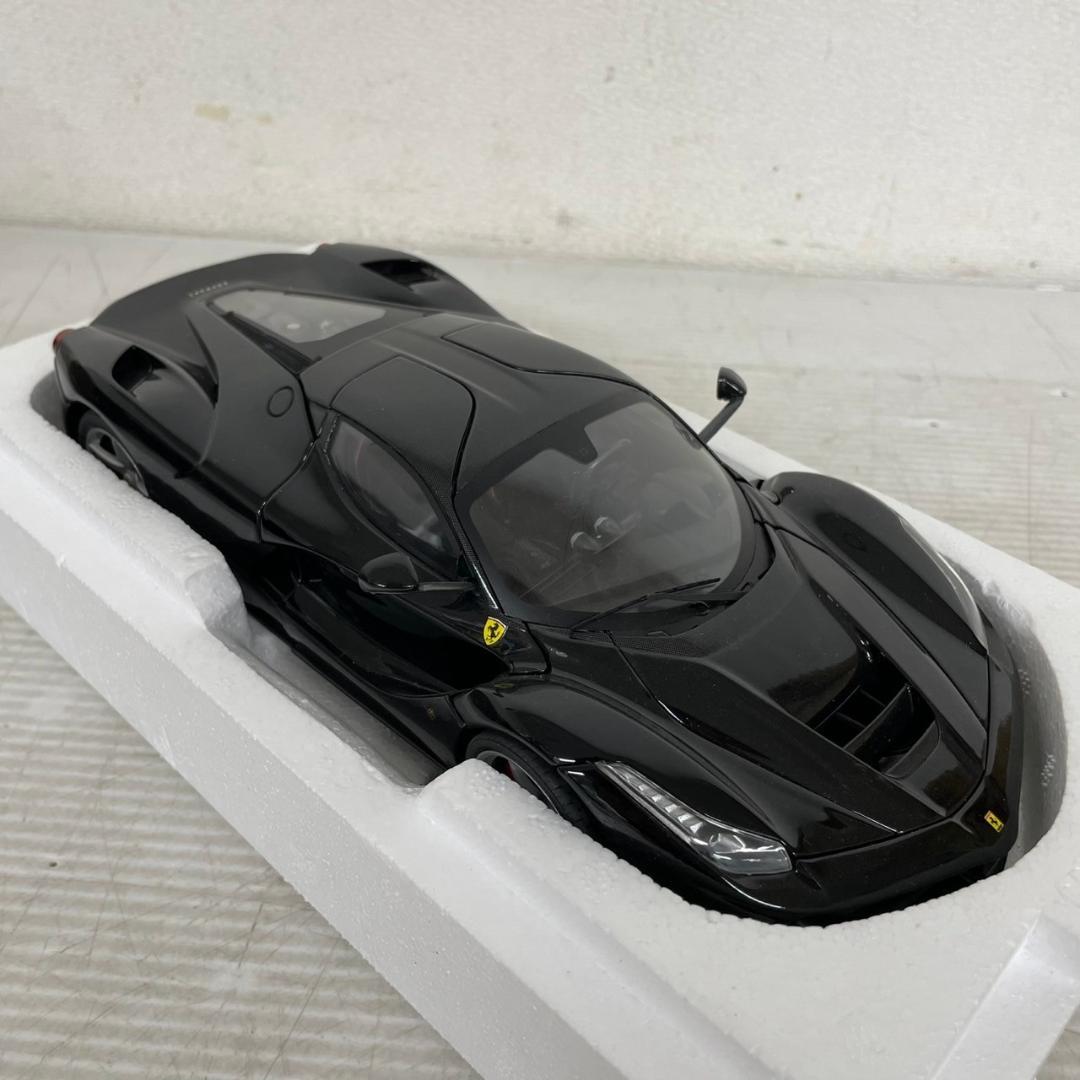 ホットウィール ラフェラーリ ブラック 1/18 ミニカー Y0956