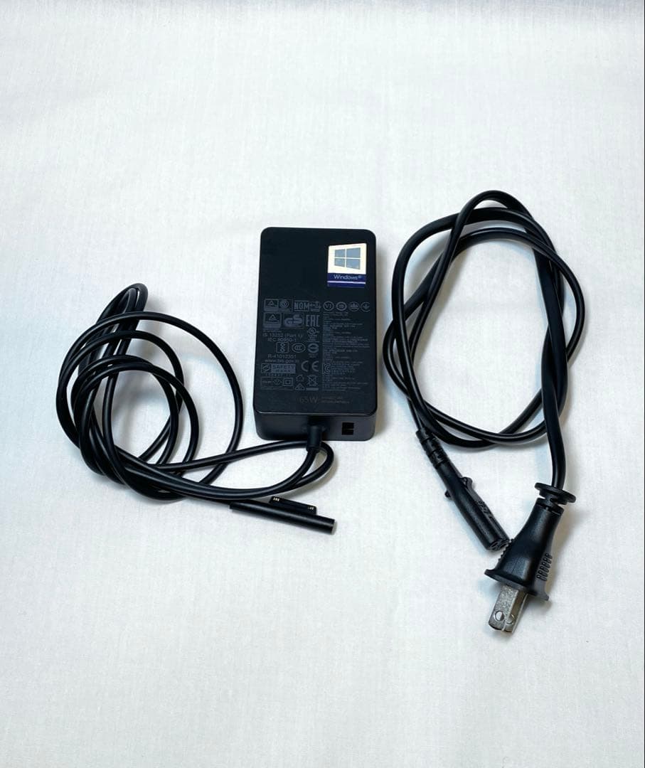 【Core i5】Microsoft　surface　Laptop 2　※即発送