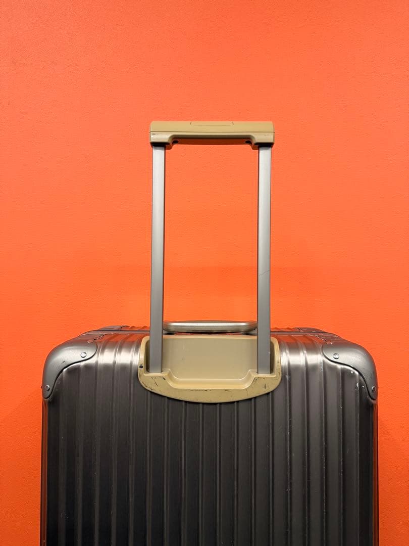 【正規品/美品】RIMOWA リモア TOPAS TITANIUM82L 【A】