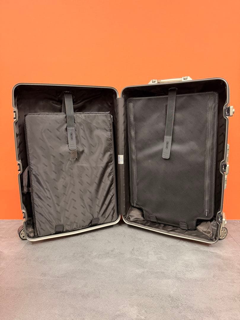 【正規品/美品】RIMOWA リモア TOPAS TITANIUM82L 【A】