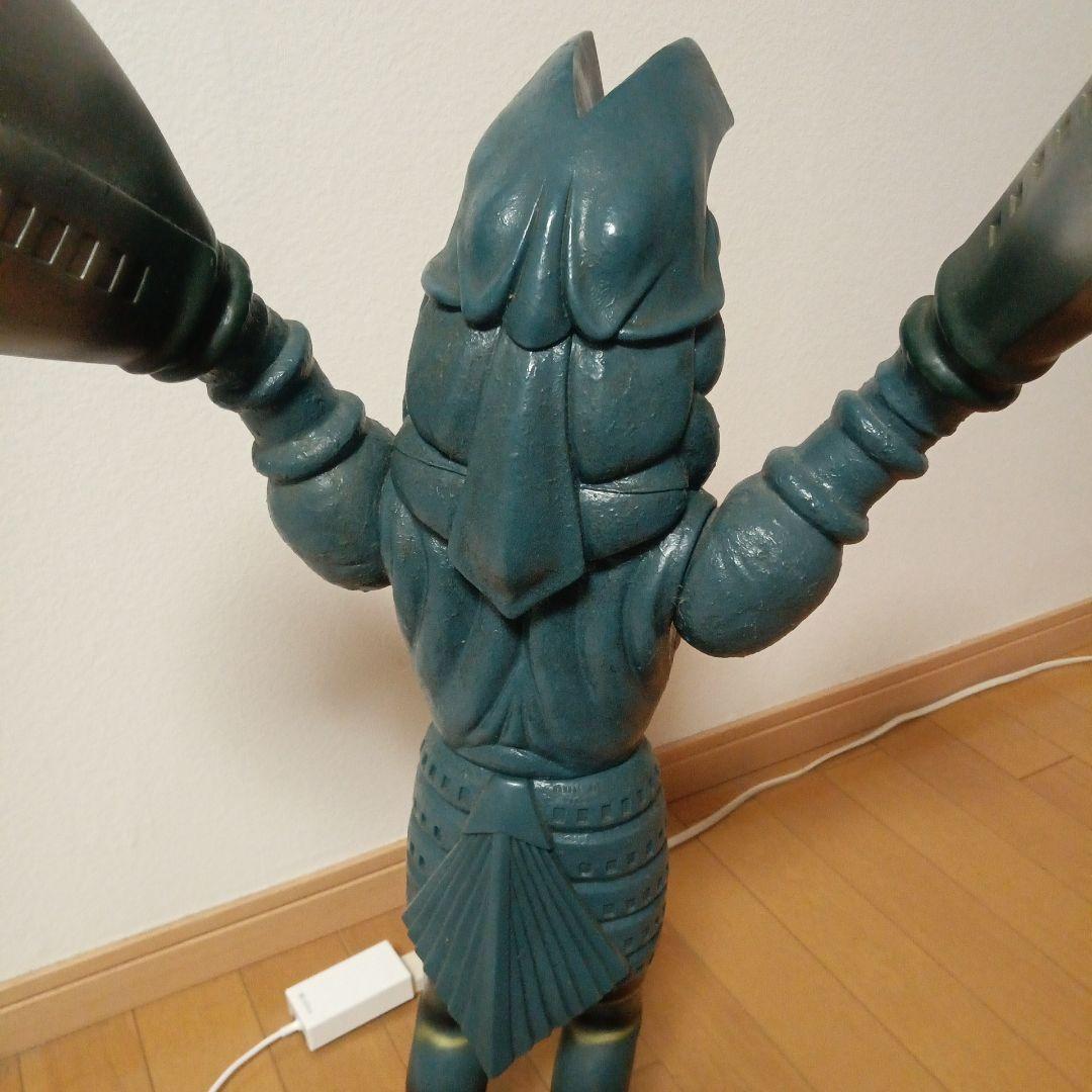 美品.レア円谷プロ.バルタン星人BIGフィギュア台座シール.バンダイ1990刻印