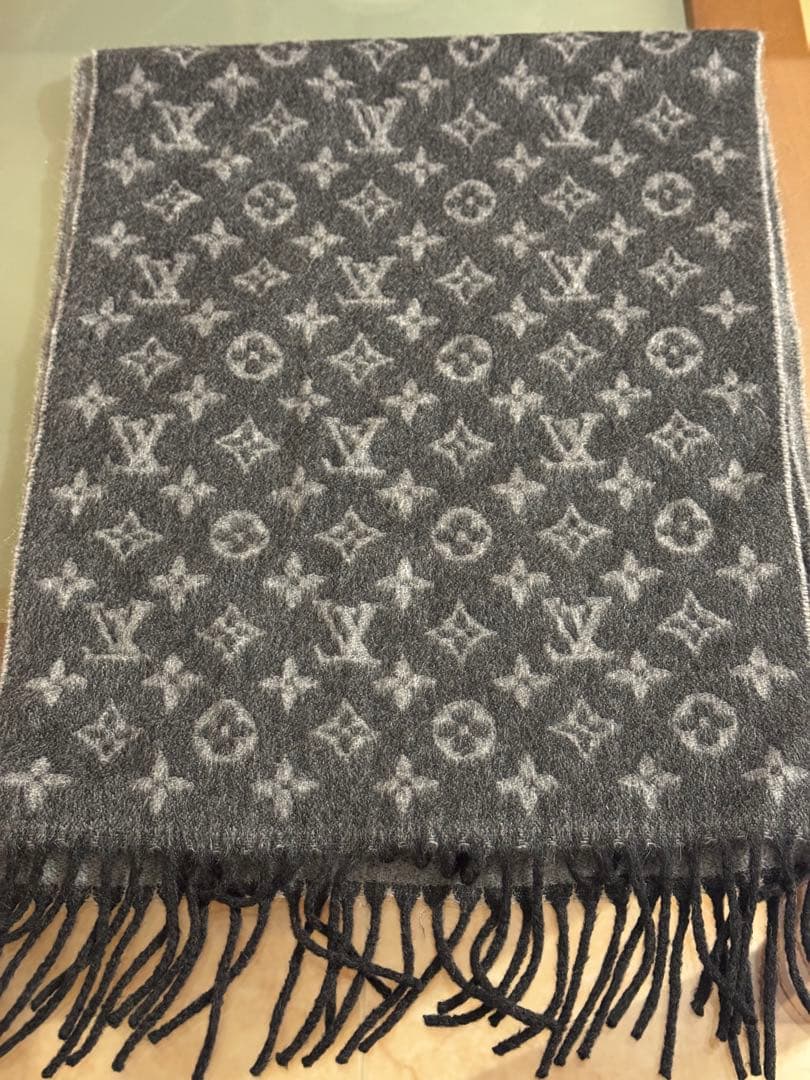 魂*様 LOUIS VUITTON マフラー・モノグラム グラディエント M75