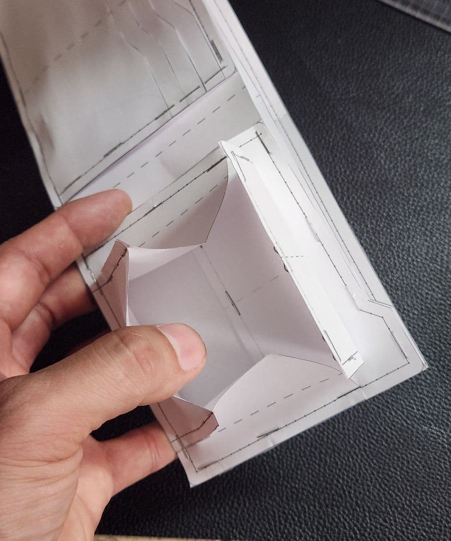 【 。。。ページ 】