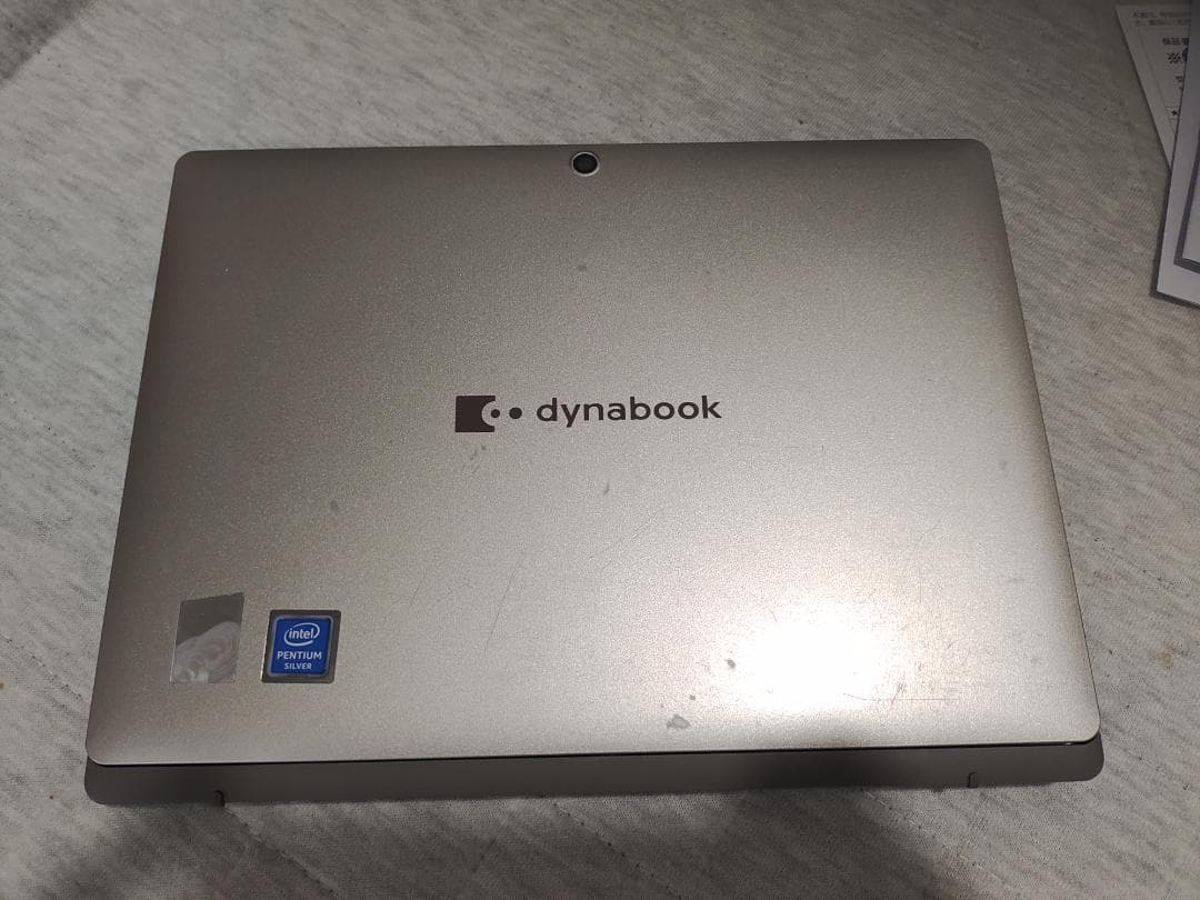 dynabook K60/FW タッチパネル対応 充電ケーブル、ケース付属