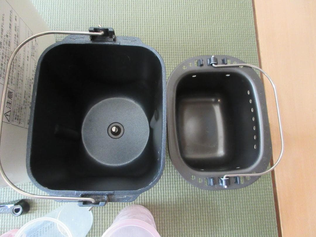 【美品】Panasonic ホームベーカリー SD-BMS106