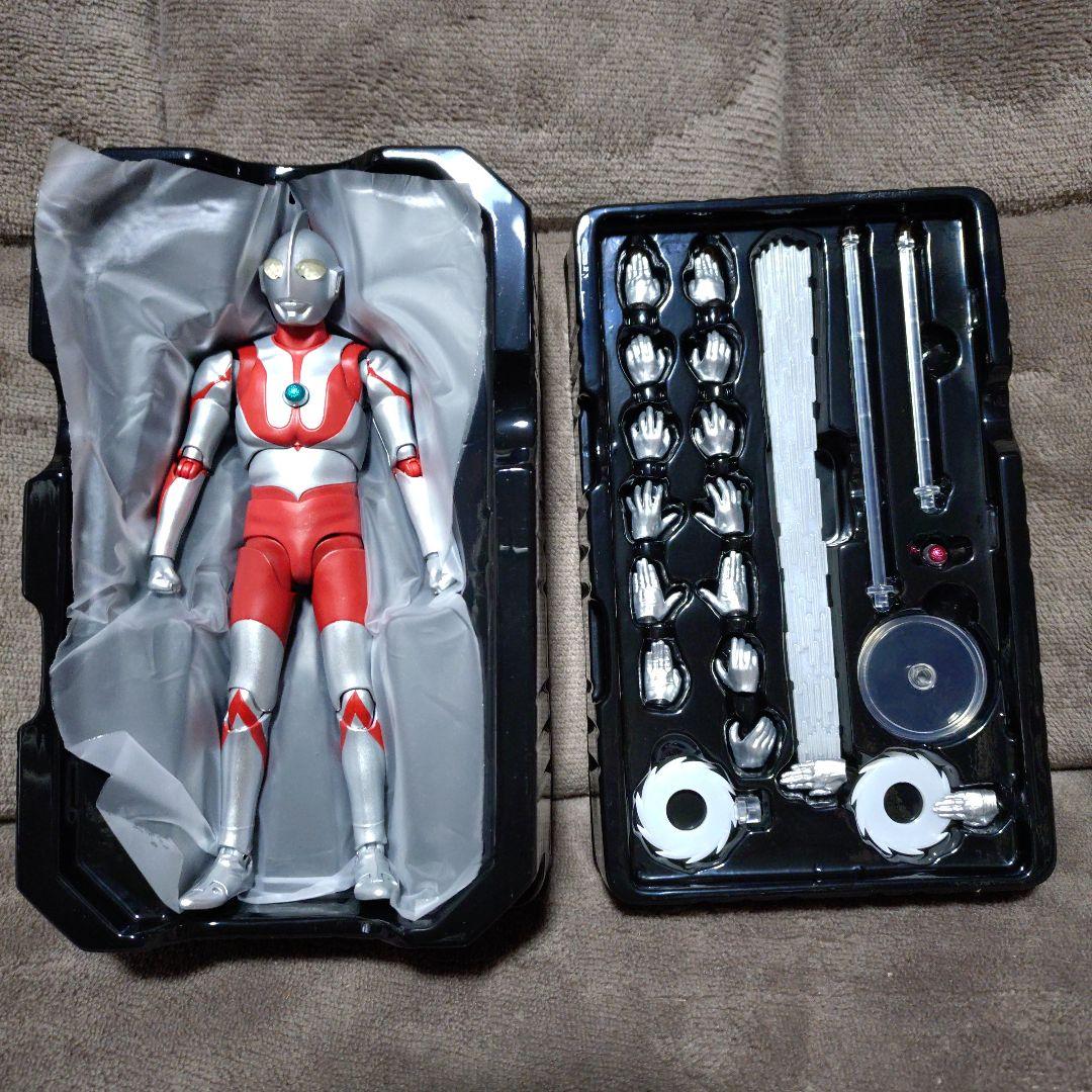 S.H.Figuarts 真骨彫製法 ウルトラマン