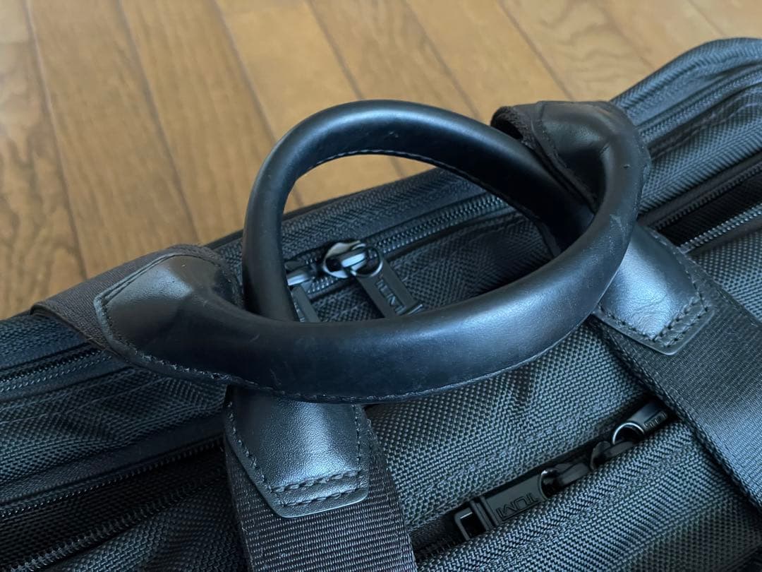TUMI トゥミ ALPHA 2WAY エクスパンダブル ブリーフケース